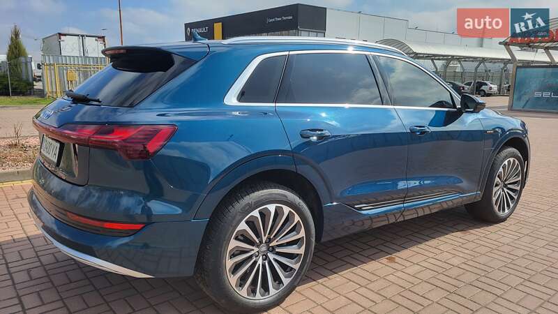 Внедорожник / Кроссовер Audi e-tron 2019 в Полтаве