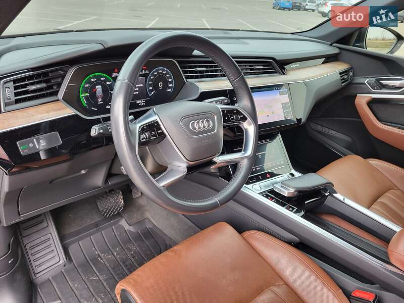 Внедорожник / Кроссовер Audi e-tron 2019 в Полтаве