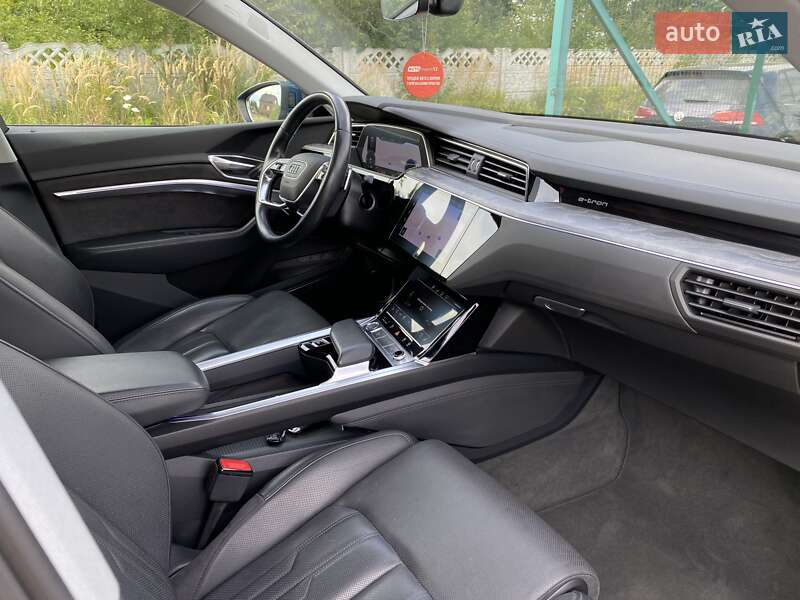 Внедорожник / Кроссовер Audi e-tron 2019 в Львове