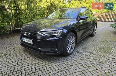 Позашляховик / Кросовер Audi e-tron 2019 в Києві
