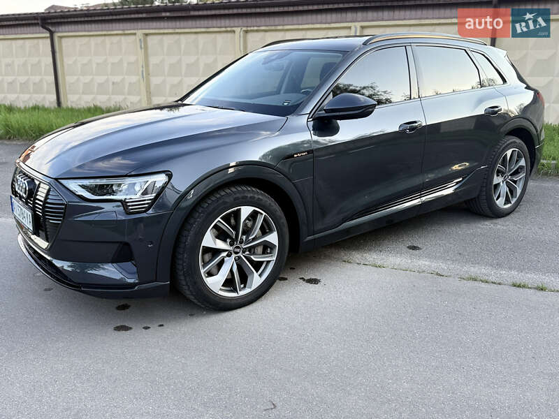 Внедорожник / Кроссовер Audi e-tron 2021 в Ирпене