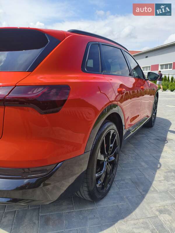 Внедорожник / Кроссовер Audi e-tron 2020 в Луцке