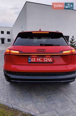 Внедорожник / Кроссовер Audi e-tron 2020 в 