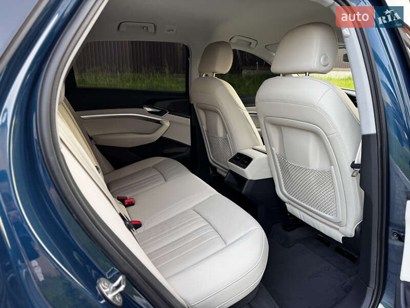 Внедорожник / Кроссовер Audi e-tron 2020 в Львове