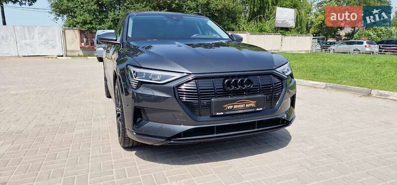 Внедорожник / Кроссовер Audi e-tron 2019 в Тернополе