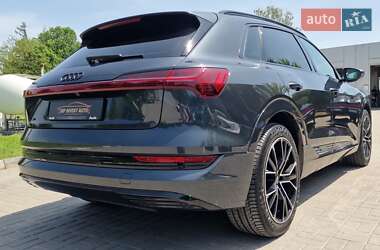 Внедорожник / Кроссовер Audi e-tron 2020 в 