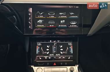 Внедорожник / Кроссовер Audi e-tron 2020 в 