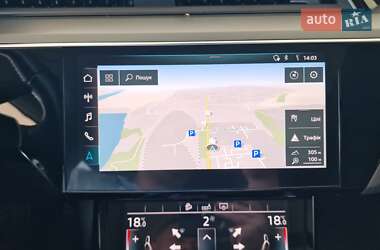 Внедорожник / Кроссовер Audi e-tron 2020 в 