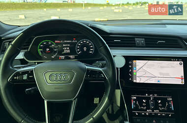 Внедорожник / Кроссовер Audi e-tron 2019 в 