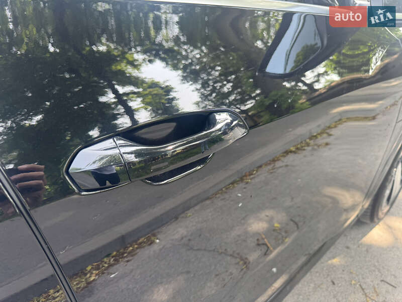 Внедорожник / Кроссовер Audi e-tron 2019 в Звягеле