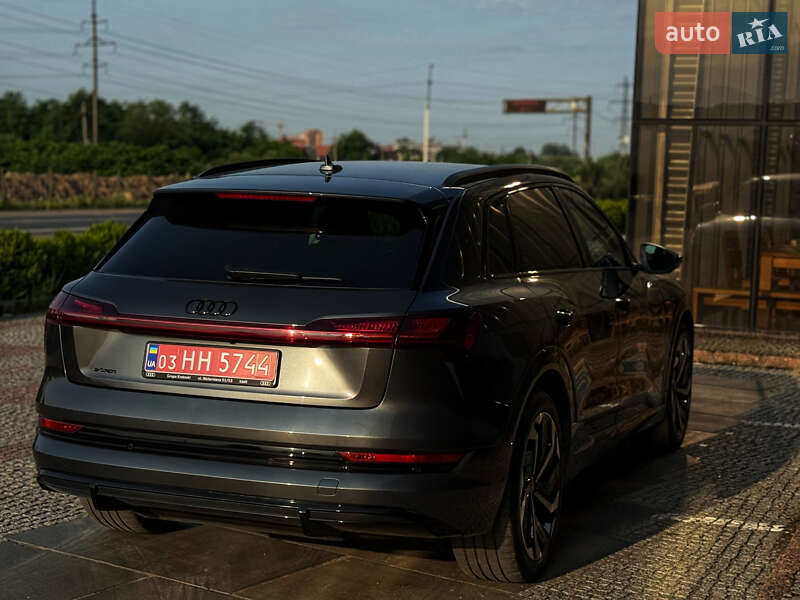 Внедорожник / Кроссовер Audi e-tron 2023 в Мукачево