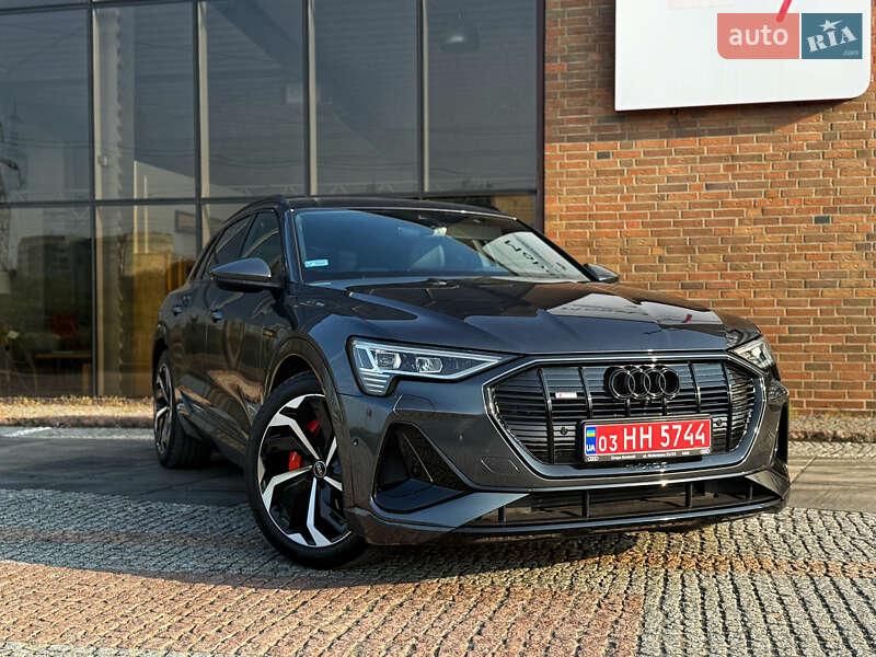 Внедорожник / Кроссовер Audi e-tron 2023 в Мукачево