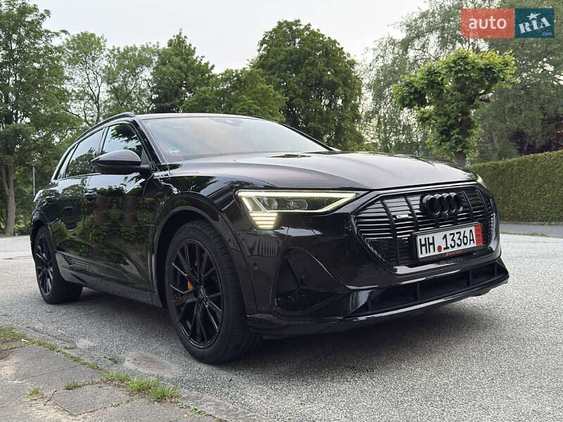 Внедорожник / Кроссовер Audi e-tron 2023 в Львове