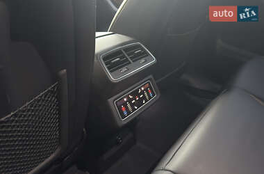 Внедорожник / Кроссовер Audi e-tron 2023 в 