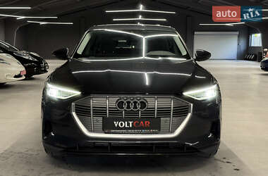 Внедорожник / Кроссовер Audi e-tron 2020 в 