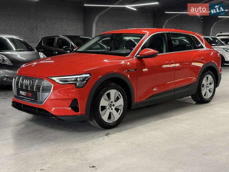 Внедорожник / Кроссовер Audi e-tron 2020 в Владимире