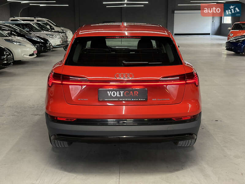 Внедорожник / Кроссовер Audi e-tron 2020 в Владимире