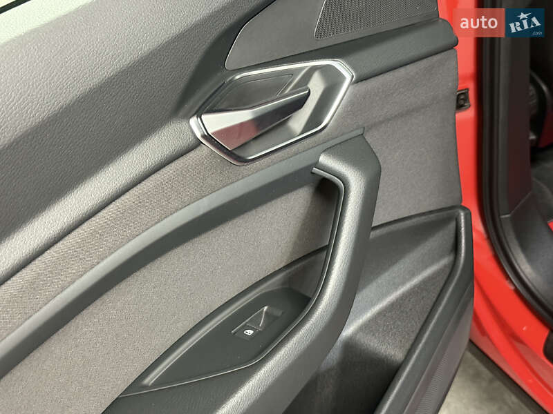 Внедорожник / Кроссовер Audi e-tron 2020 в Владимире