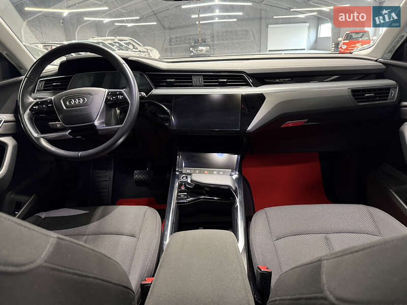 Внедорожник / Кроссовер Audi e-tron 2020 в Владимире