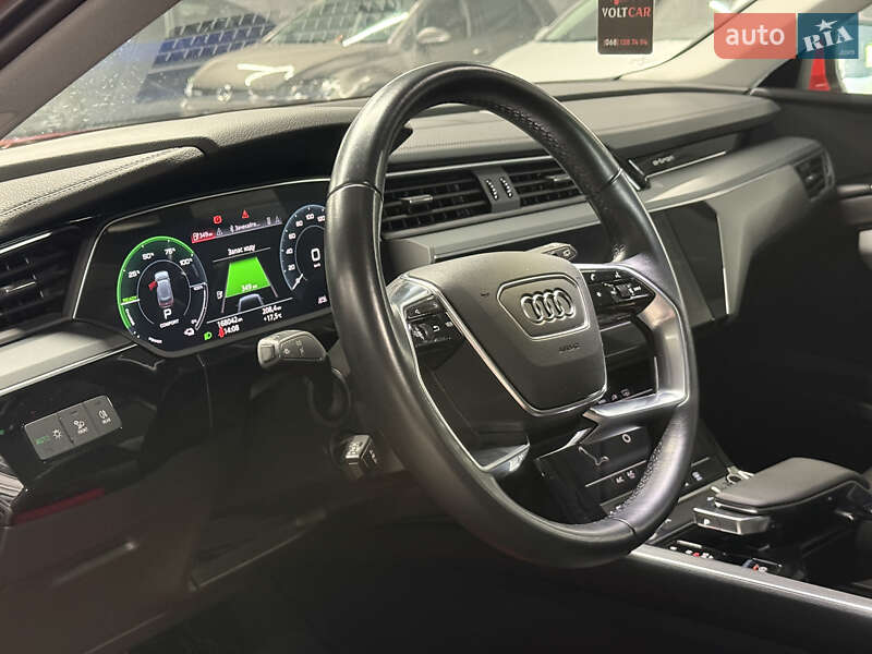 Внедорожник / Кроссовер Audi e-tron 2020 в Владимире