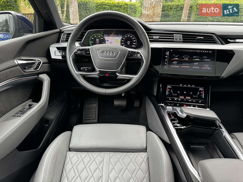 Внедорожник / Кроссовер Audi e-tron 2020 в Киеве