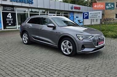 Внедорожник / Кроссовер Audi e-tron 2019 в 
