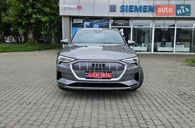 Внедорожник / Кроссовер Audi e-tron 2019 в 