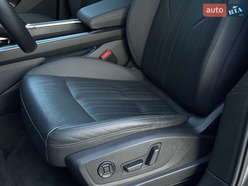 Внедорожник / Кроссовер Audi e-tron 2020 в Тернополе