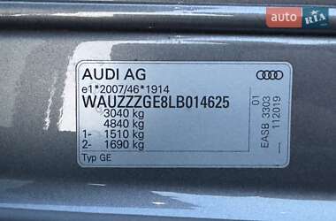 Позашляховик / Кросовер Audi e-tron 2020 в 