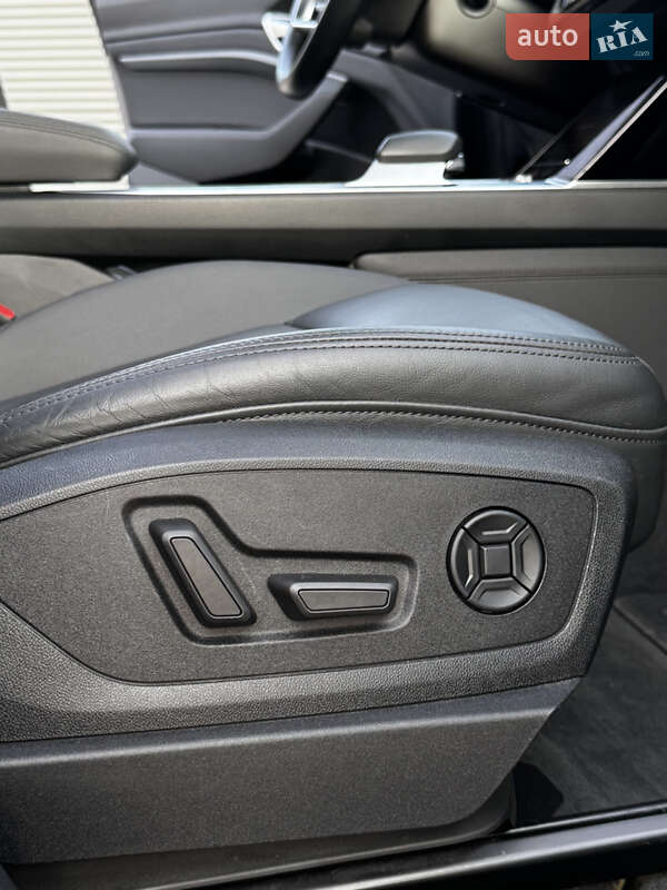 Внедорожник / Кроссовер Audi e-tron 2020 в Львове