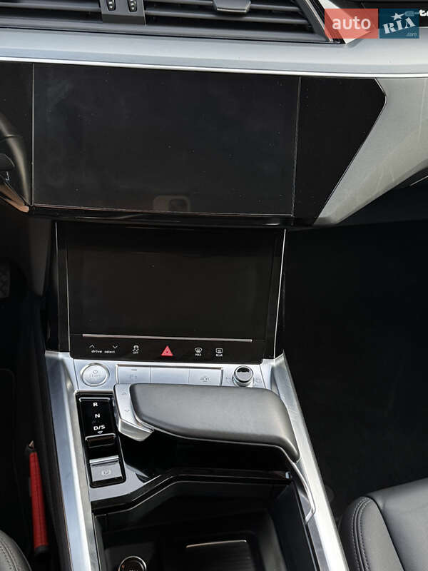 Внедорожник / Кроссовер Audi e-tron 2020 в Львове