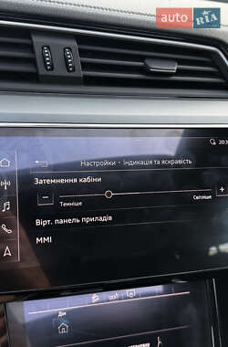 Внедорожник / Кроссовер Audi e-tron 2020 в 