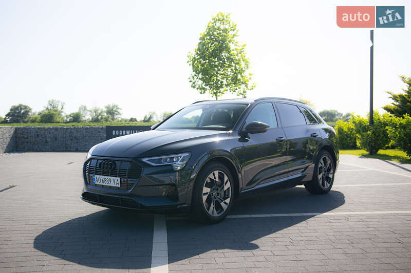 Внедорожник / Кроссовер Audi e-tron 2020 в Ужгороде