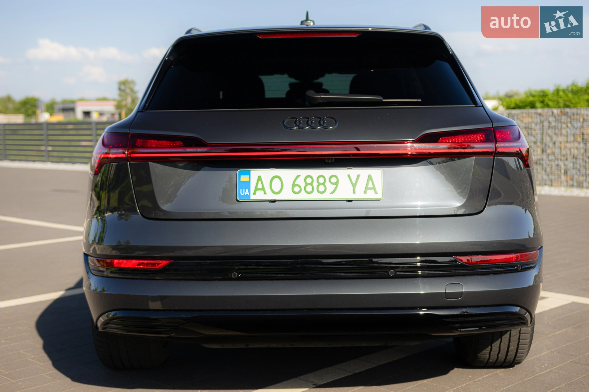 2020 Audi e-tron - мініатюра 14