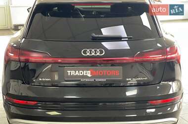 Внедорожник / Кроссовер Audi e-tron 2019 в 