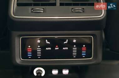 Внедорожник / Кроссовер Audi e-tron 2019 в 