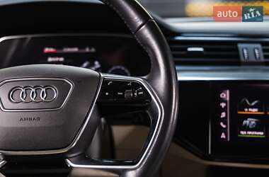 Позашляховик / Кросовер Audi e-tron 2019 в 