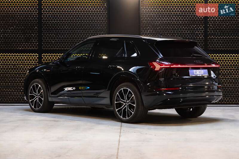Позашляховик / Кросовер Audi e-tron 2019 в Луцьку