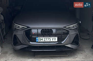 Внедорожник / Кроссовер Audi e-tron 2021 в Киеве