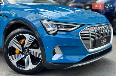 Внедорожник / Кроссовер Audi e-tron 2019 в 
