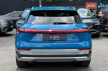 Внедорожник / Кроссовер Audi e-tron 2019 в 