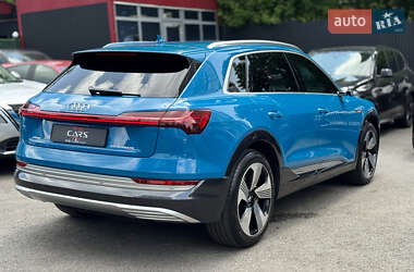 Внедорожник / Кроссовер Audi e-tron 2019 в 