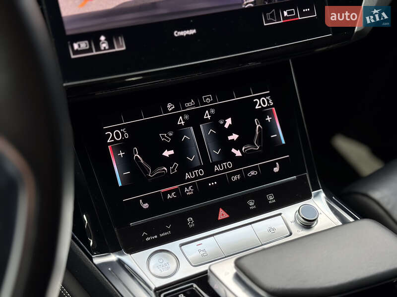 Позашляховик / Кросовер Audi e-tron 2019 в Києві