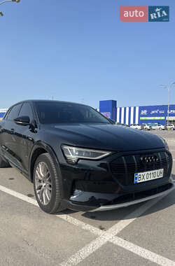 Позашляховик / Кросовер Audi e-tron 2020 в Кам'янець-Подільському