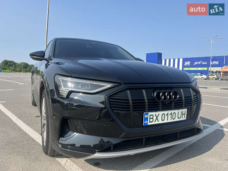 Внедорожник / Кроссовер Audi e-tron 2020 в Каменец-Подольском
