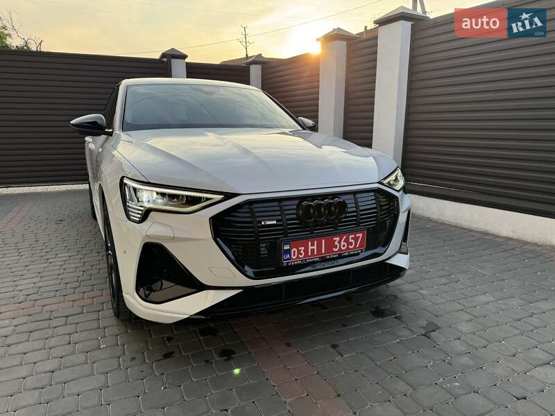 Внедорожник / Кроссовер Audi e-tron 2022 в Луцке