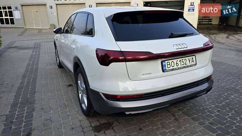 Позашляховик / Кросовер Audi e-tron 2022 в Вінниці фото 12 Позашляховик / Кросовер Audi e-tron 2022 в Вінниці