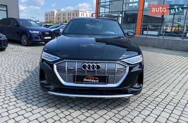 Внедорожник / Кроссовер Audi e-tron 2021 в 