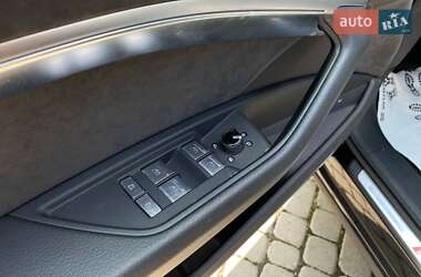 Внедорожник / Кроссовер Audi e-tron 2021 в 