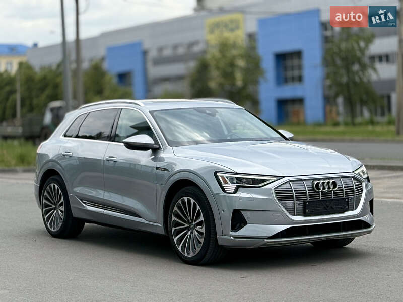 Внедорожник / Кроссовер Audi e-tron 2019 в Харькове